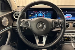 musta Mercedes-Benz E 2018 kuva 16.