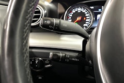 Sininen Mercedes-Benz E 2018 kuva 21.