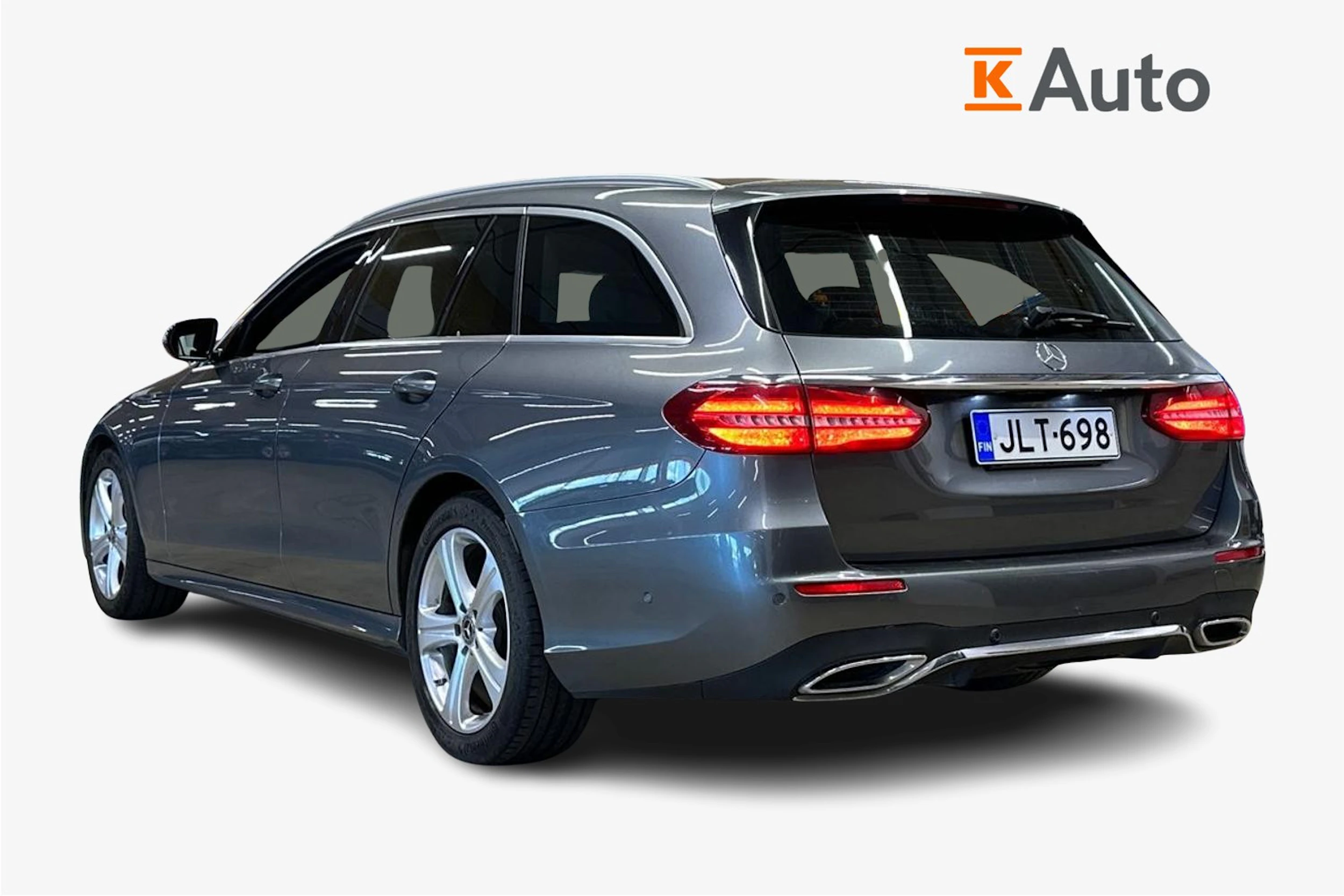 harmaa Mercedes-Benz E 2018 kuva 2.