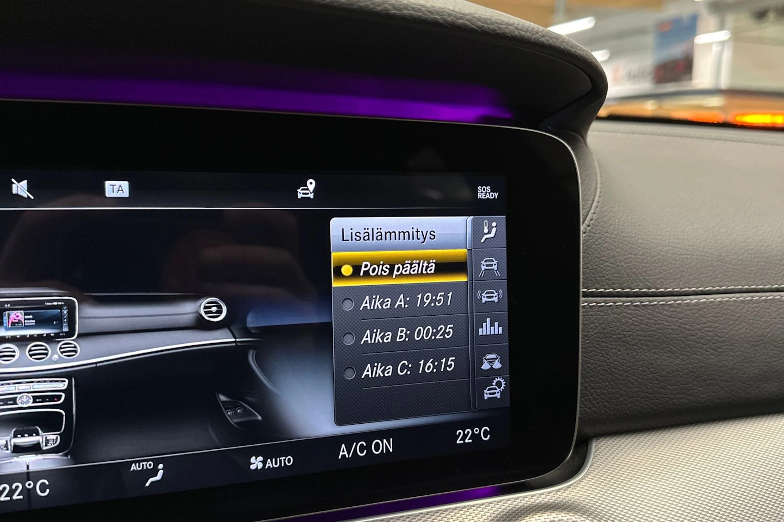 harmaa Mercedes-Benz E 2018 kuva 15.