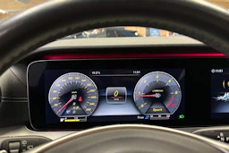 harmaa Mercedes-Benz E 2018 kuva 21.