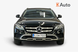Musta Mercedes-Benz E 2018 kuva 4.