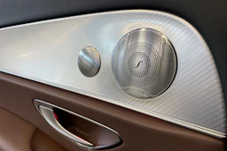 Musta Mercedes-Benz E 2018 kuva 12.