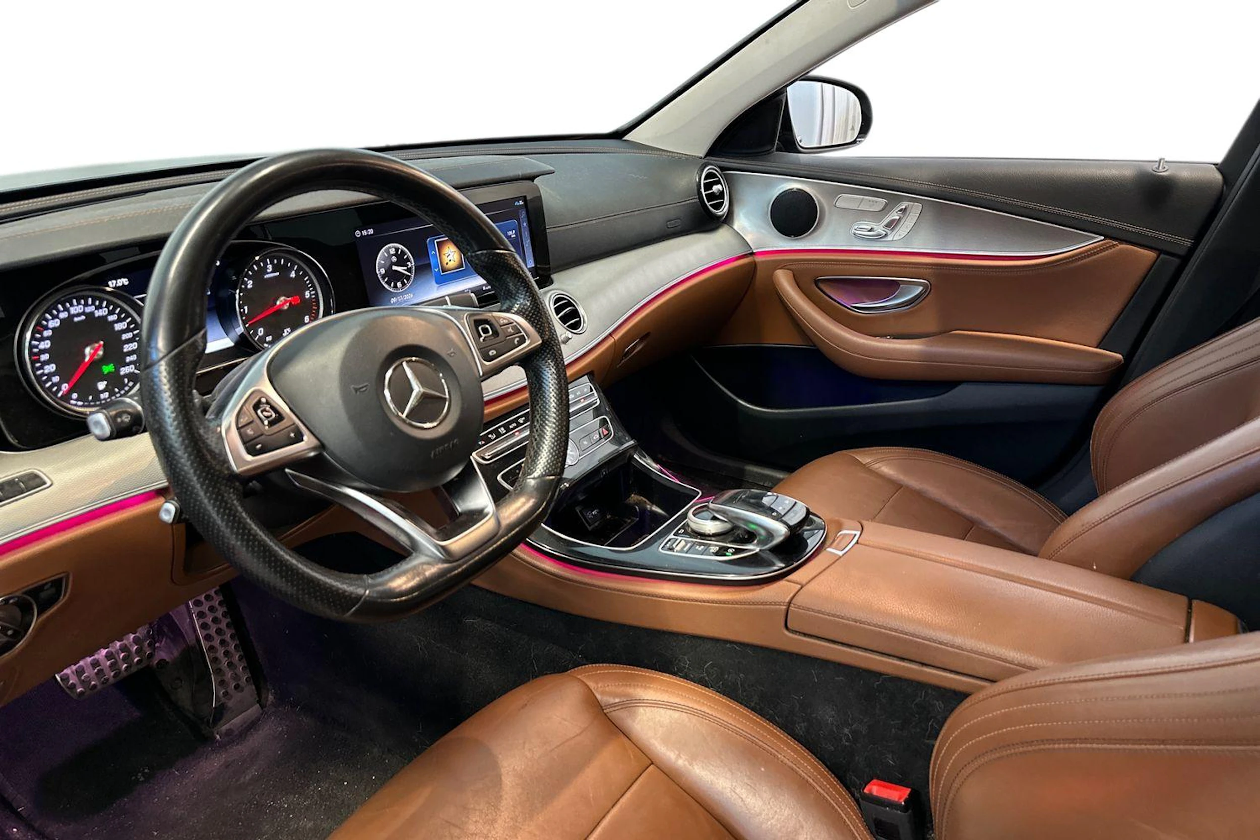 harmaa Mercedes-Benz E 2018 kuva 3.