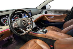 harmaa Mercedes-Benz E 2018 kuva 3.