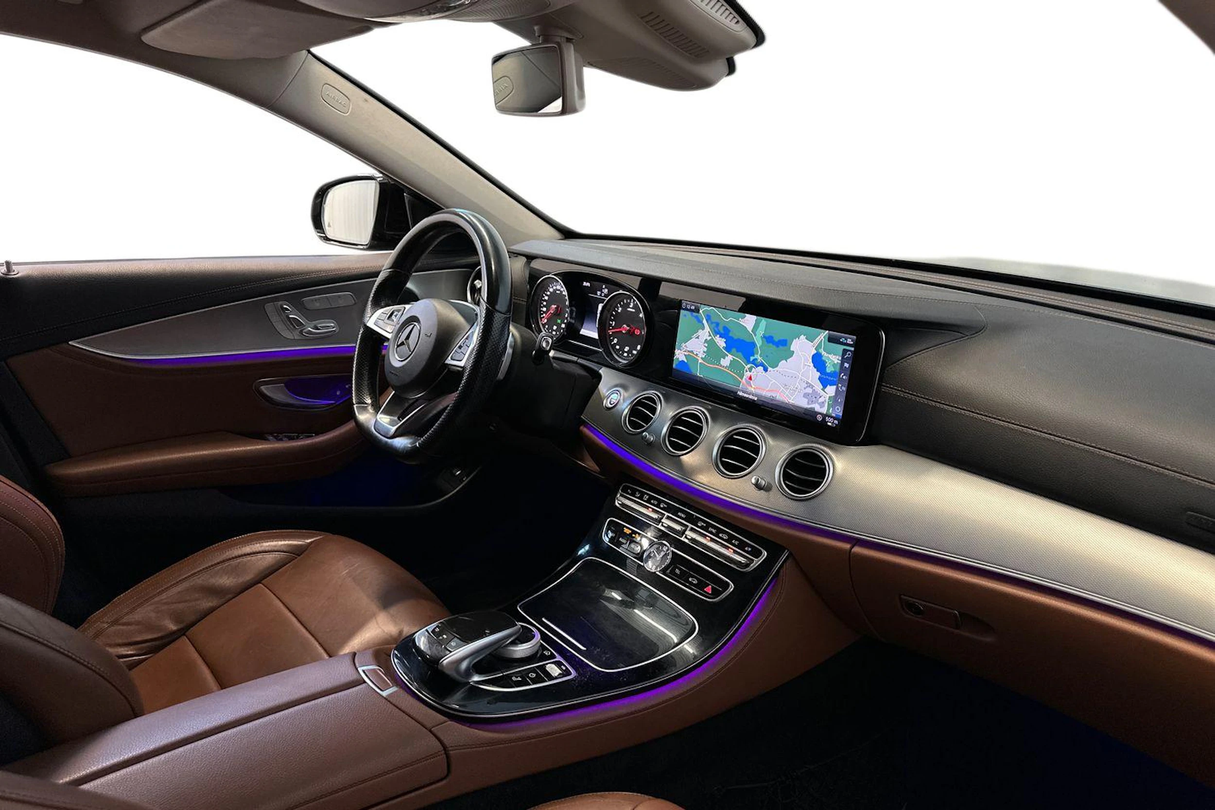 harmaa Mercedes-Benz E 2018 kuva 12.