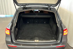harmaa Mercedes-Benz E 2018 kuva 13.