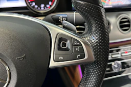 harmaa Mercedes-Benz E 2018 kuva 20.
