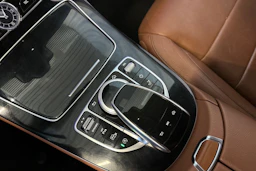 harmaa Mercedes-Benz E 2018 kuva 23.