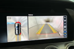 harmaa Mercedes-Benz E 2018 kuva 28.