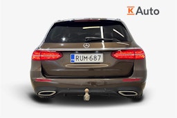 ruskea (beige) Mercedes-Benz E 2018 kuva 6.