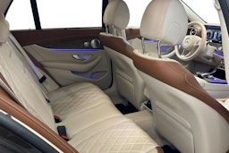 ruskea (beige) Mercedes-Benz E 2018 kuva 14.