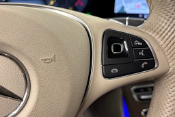 ruskea (beige) Mercedes-Benz E 2018 kuva 21.
