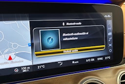 ruskea (beige) Mercedes-Benz E 2018 kuva 25.