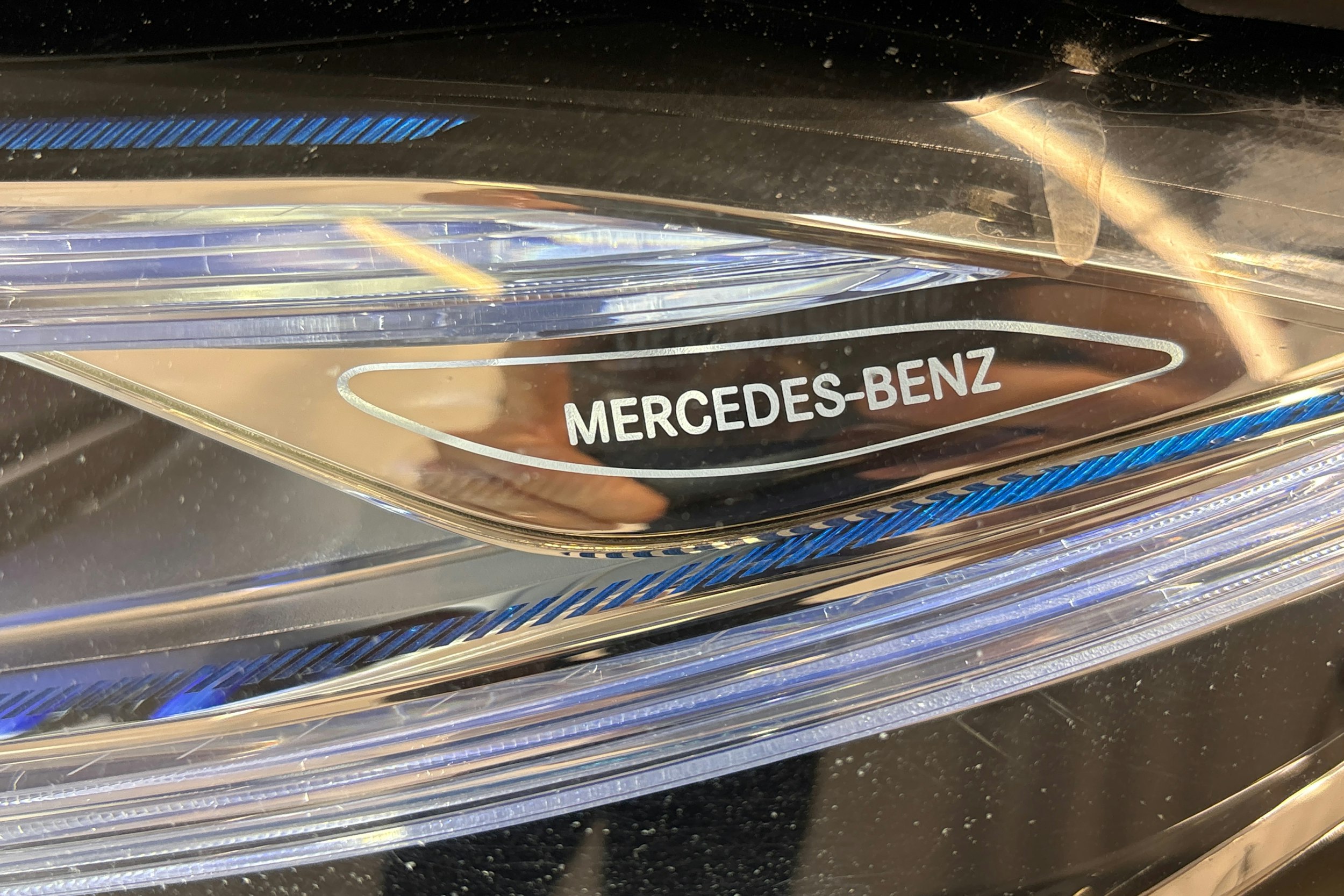 ruskea (beige) Mercedes-Benz E 2018 kuva 41.