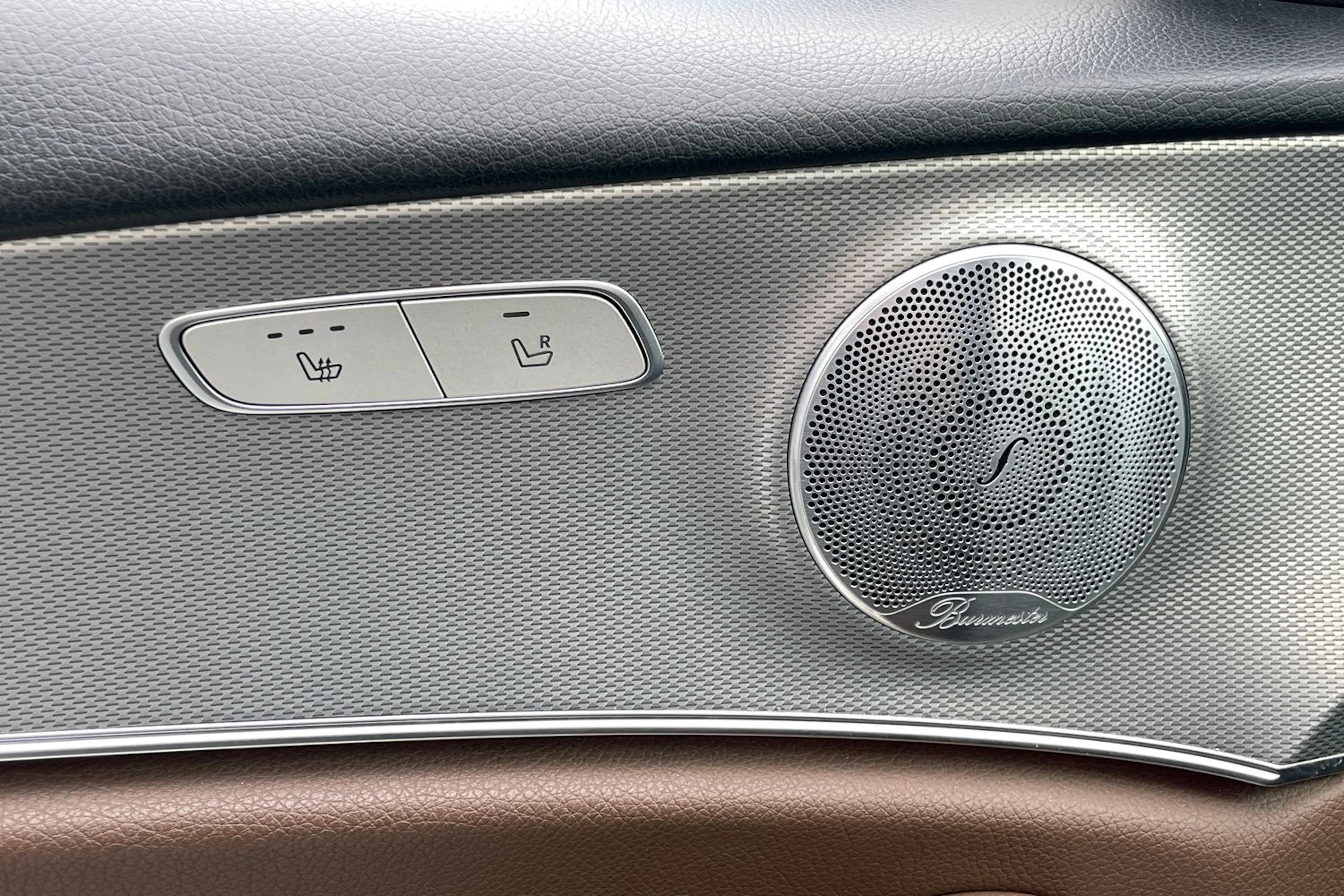 Valkoinen Mercedes-Benz E 2018 kuva 12.