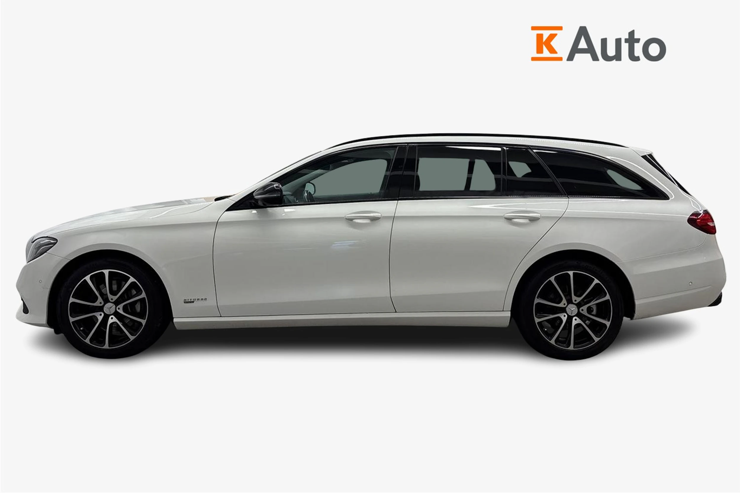musta Mercedes-Benz E 2018 kuva 5.