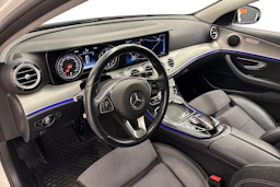 musta Mercedes-Benz E 2018 kuva 6.