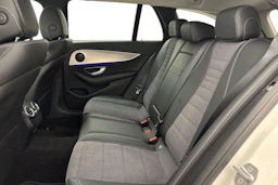 musta Mercedes-Benz E 2018 kuva 8.