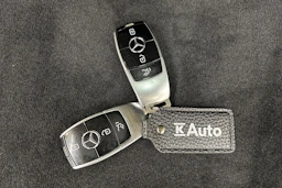 musta Mercedes-Benz E 2018 kuva 26.