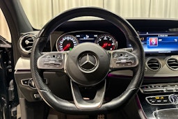 musta Mercedes-Benz E 2019 kuva 16.