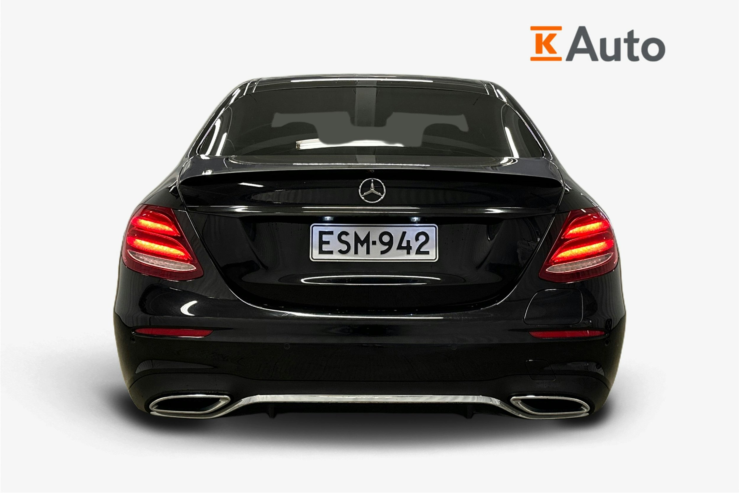 musta Mercedes-Benz E 2019 kuva 3.