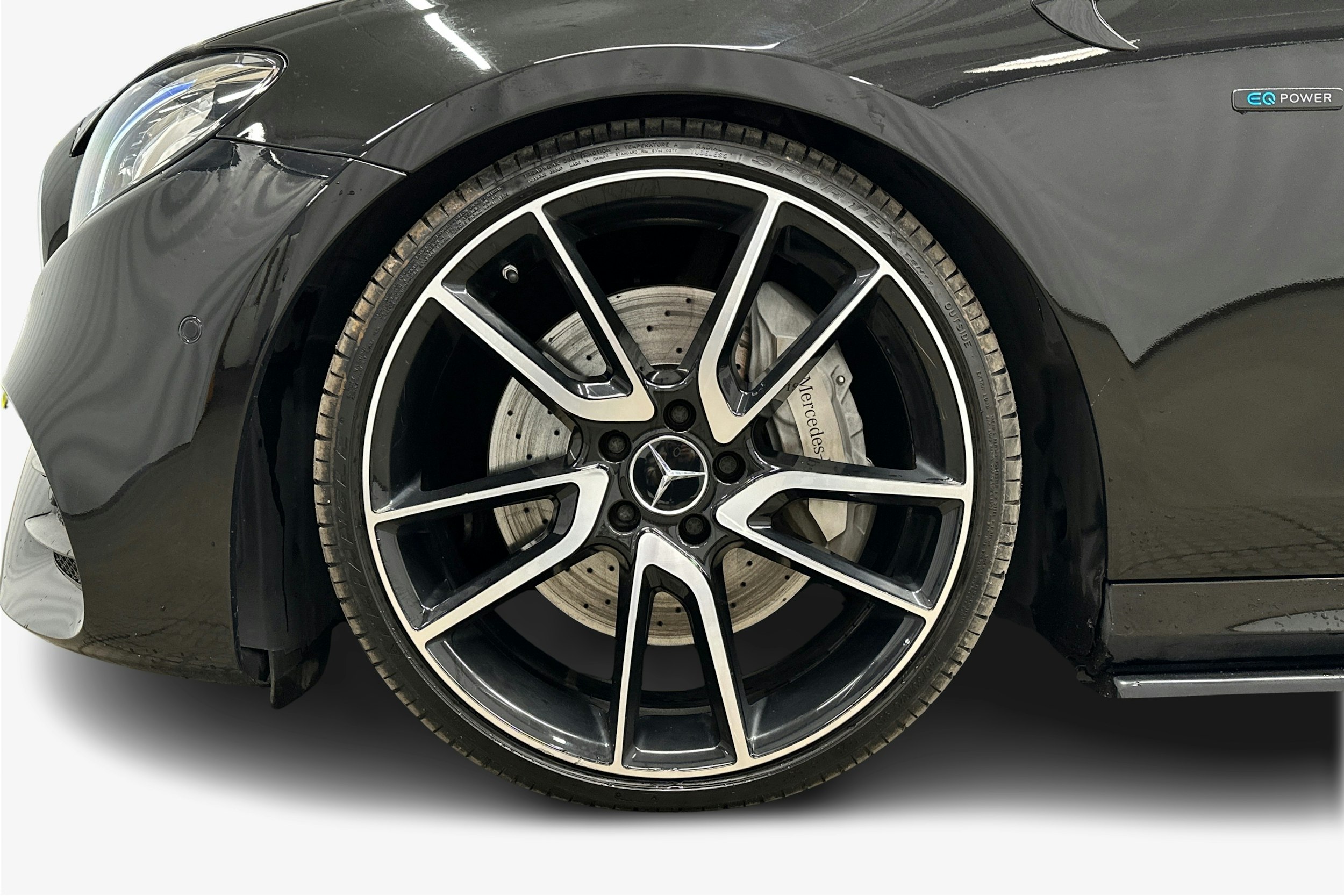 musta Mercedes-Benz E 2019 kuva 9.