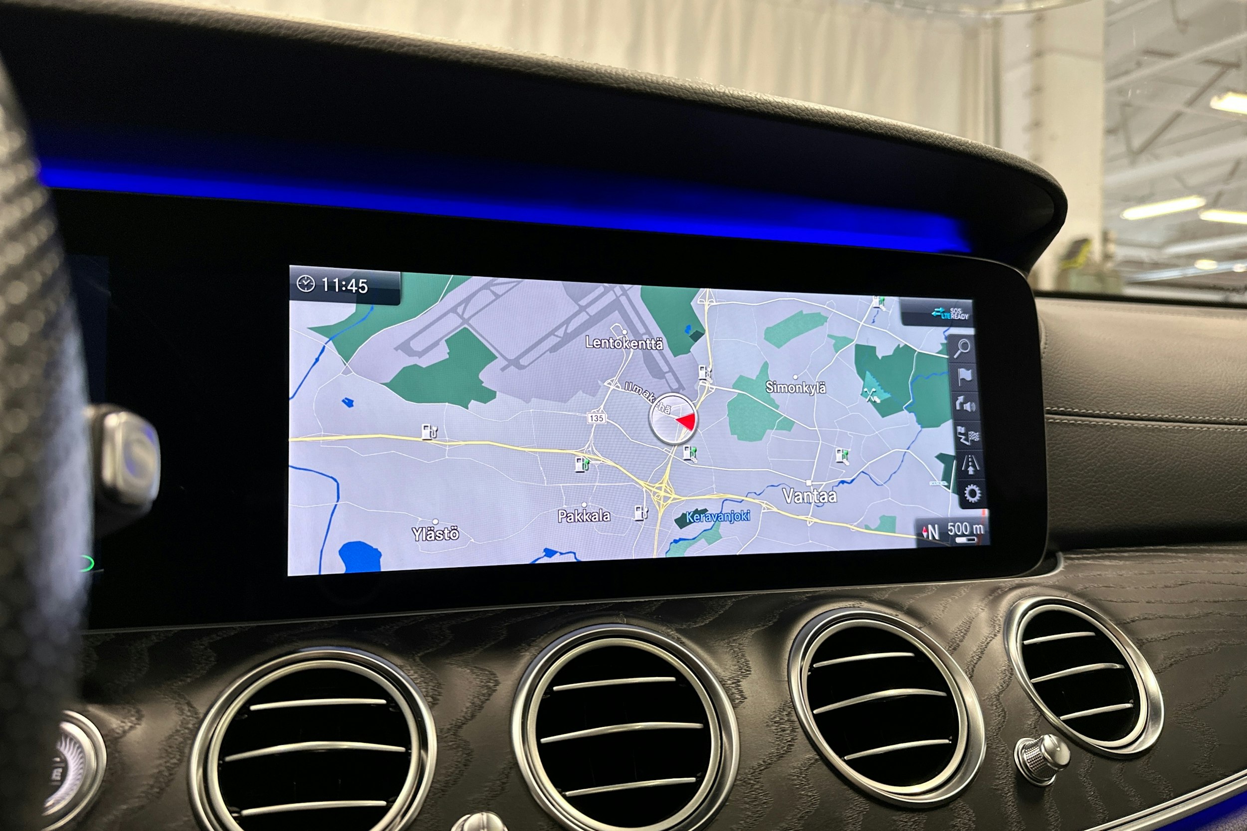 musta Mercedes-Benz E 2019 kuva 14.