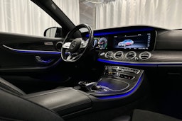 musta Mercedes-Benz E 2019 kuva 25.