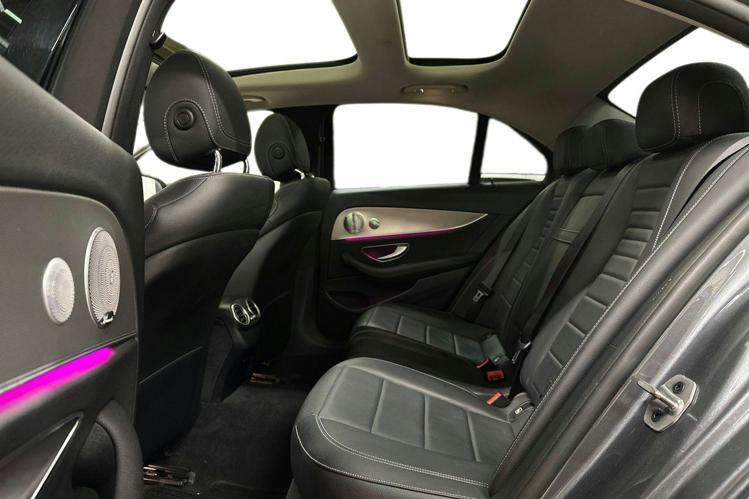 harmaa Mercedes-Benz E 2019 kuva 8.