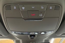 harmaa Mercedes-Benz E 2019 kuva 22.