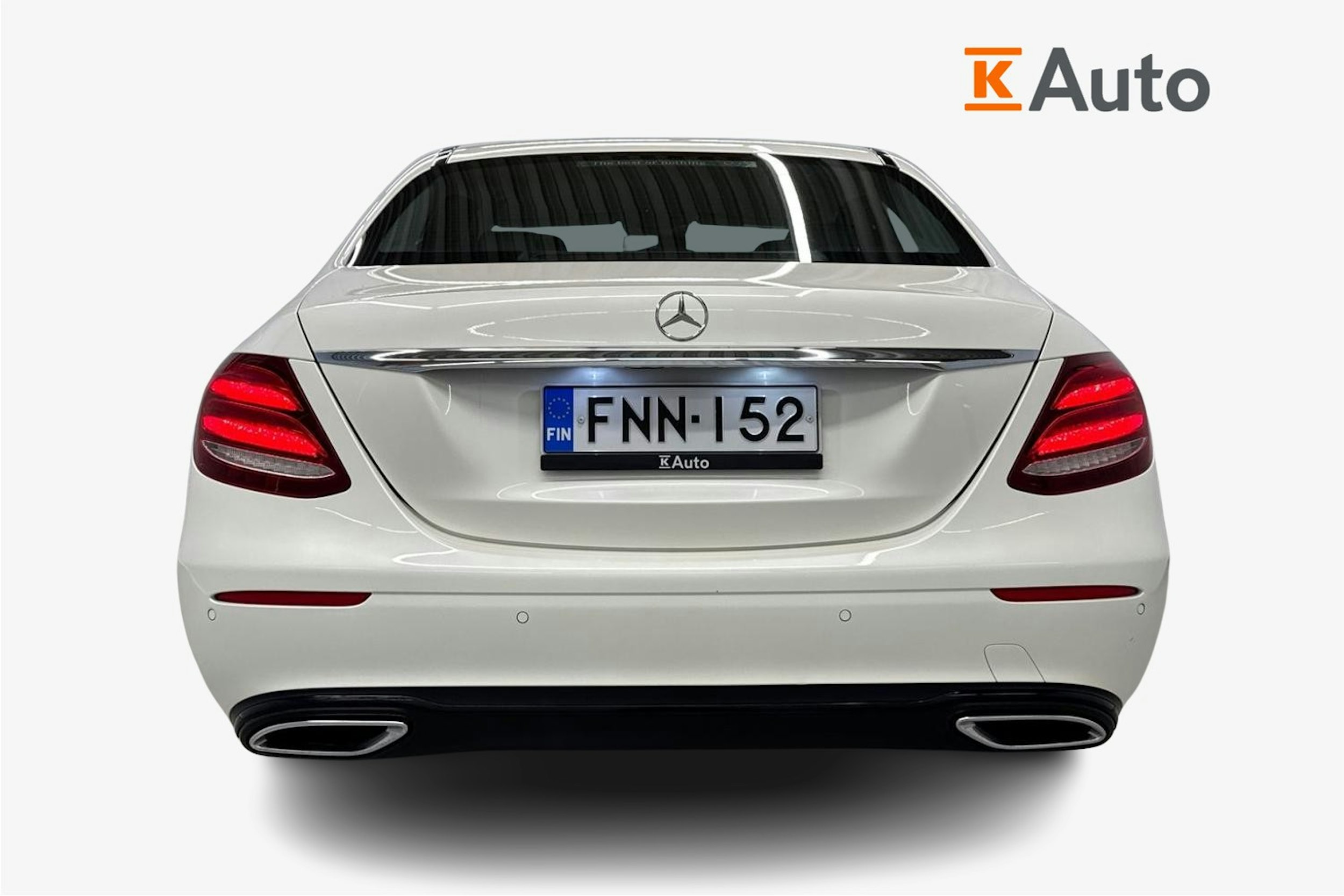 valkoinen Mercedes-Benz E 2019 kuva 3.