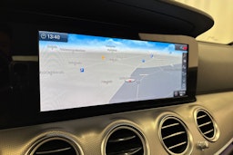 valkoinen Mercedes-Benz E 2019 kuva 16.