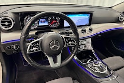 valkoinen Mercedes-Benz E 2019 kuva 17.