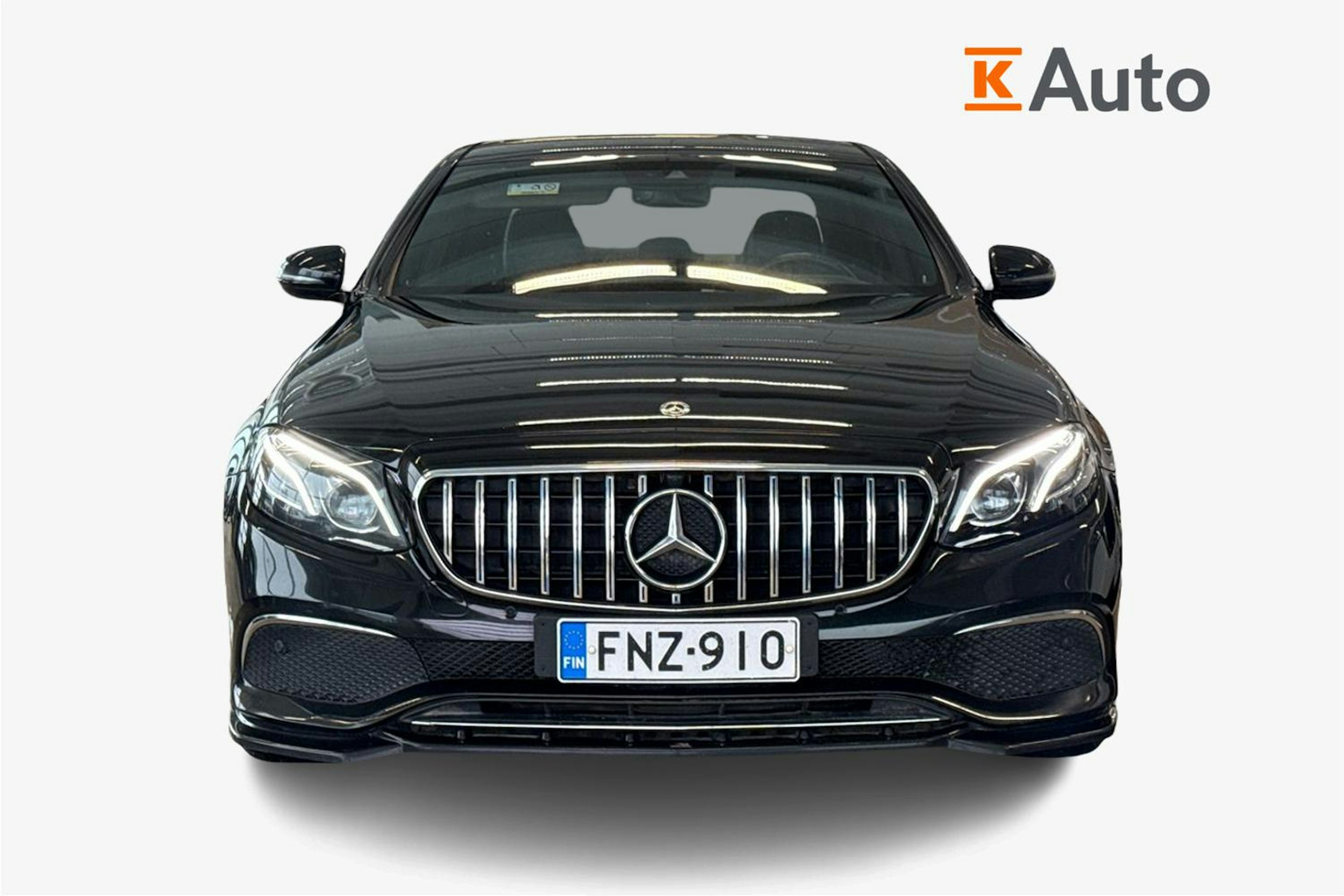 musta Mercedes-Benz E 2019 kuva 4.