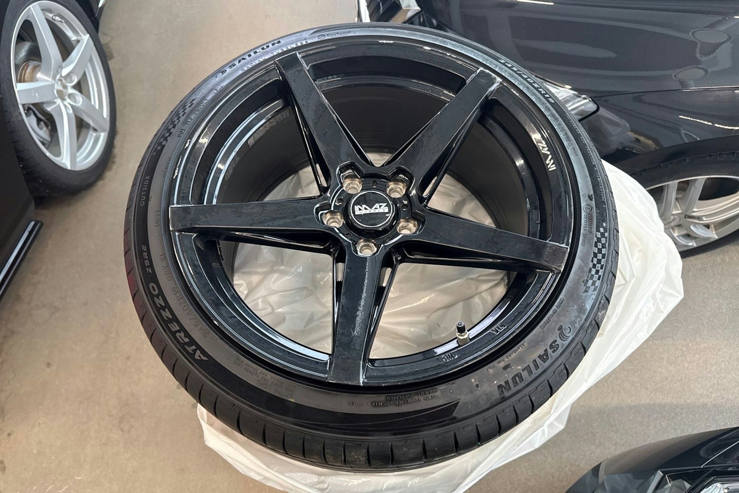 musta Mercedes-Benz E 2019 kuva 10.