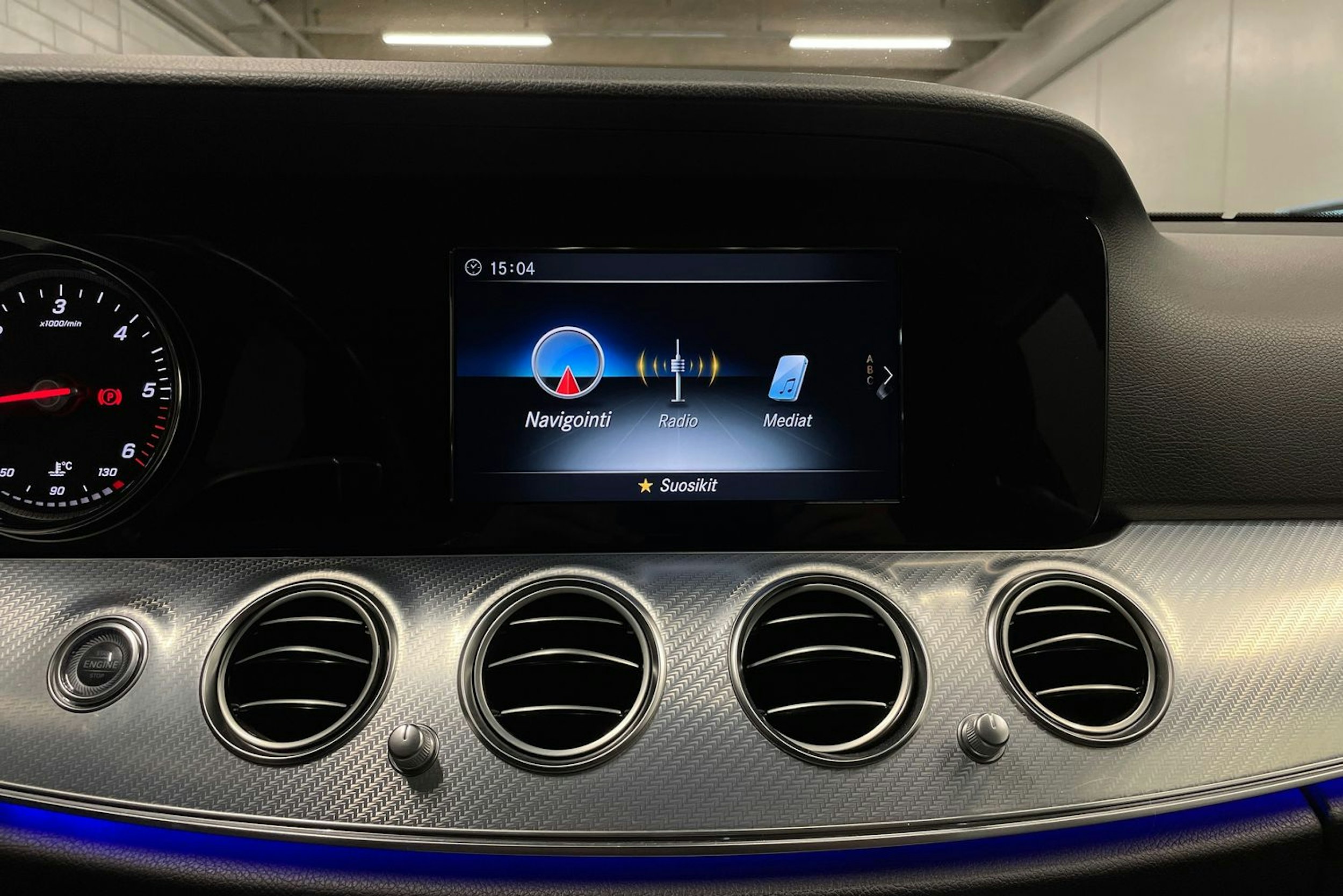 musta Mercedes-Benz E 2019 kuva 17.