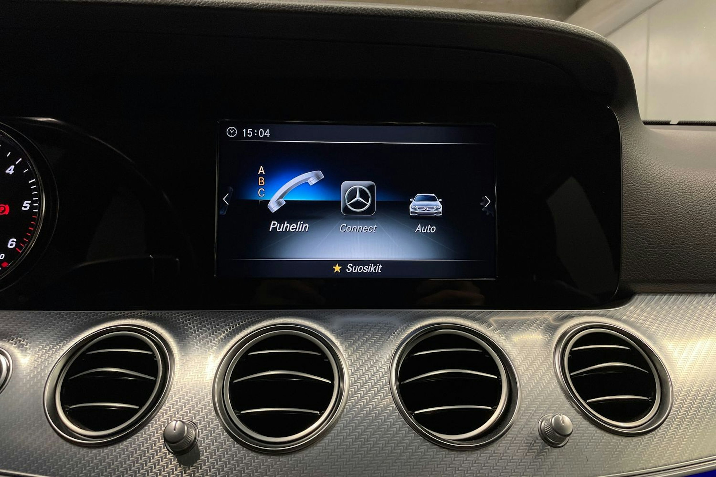 musta Mercedes-Benz E 2019 kuva 18.