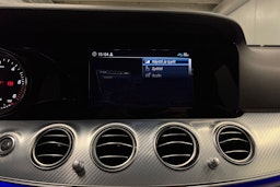 musta Mercedes-Benz E 2019 kuva 19.