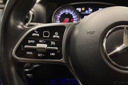 musta Mercedes-Benz E 2019 kuva 26.