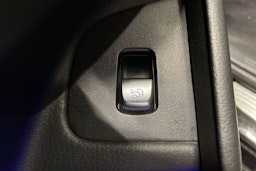 musta Mercedes-Benz E 2019 kuva 28.