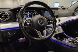 musta Mercedes-Benz E 2019 kuva 30.