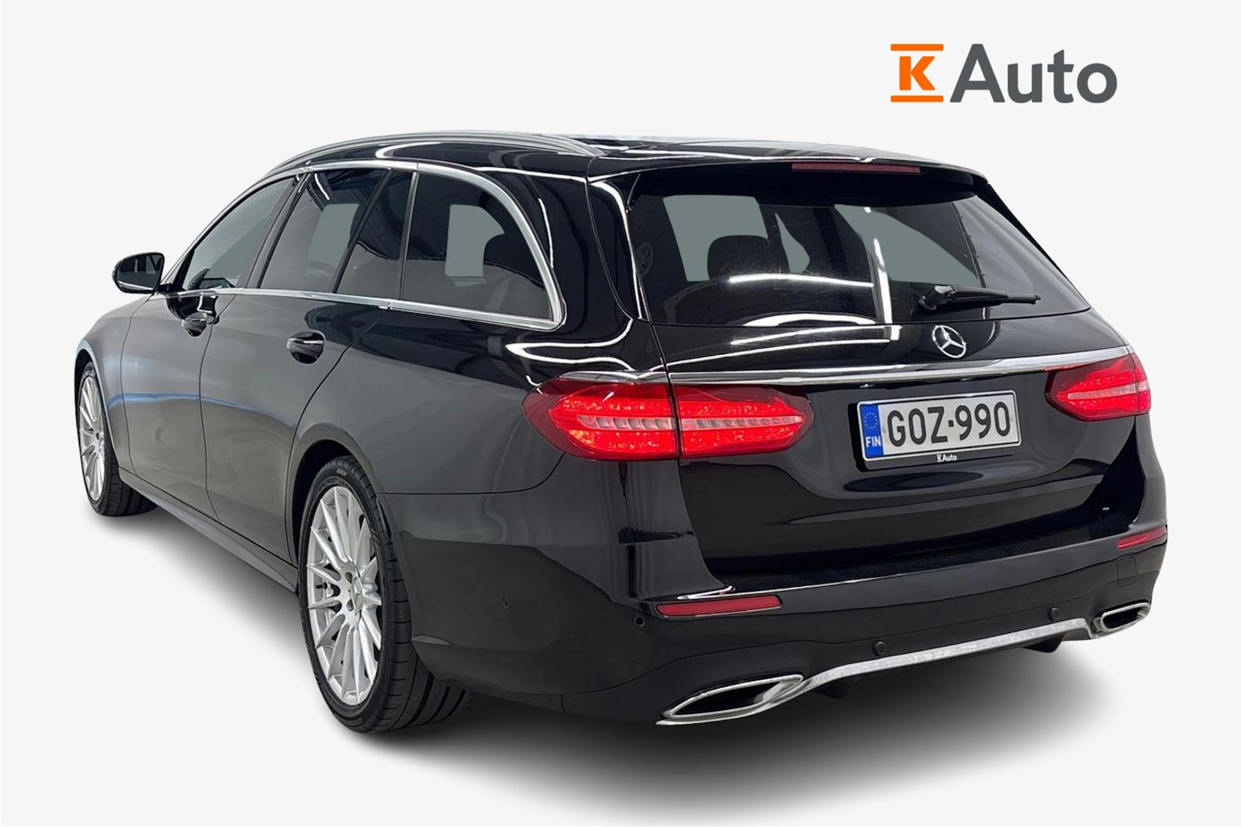 musta Mercedes-Benz E 2019 kuva 2.