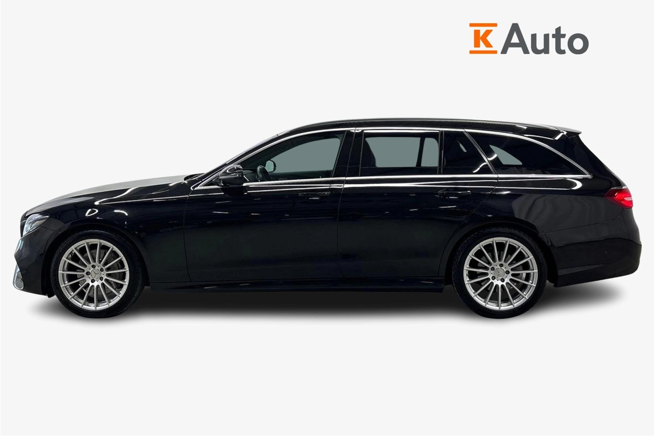 musta Mercedes-Benz E 2019 kuva 5.