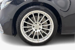 musta Mercedes-Benz E 2019 kuva 9.