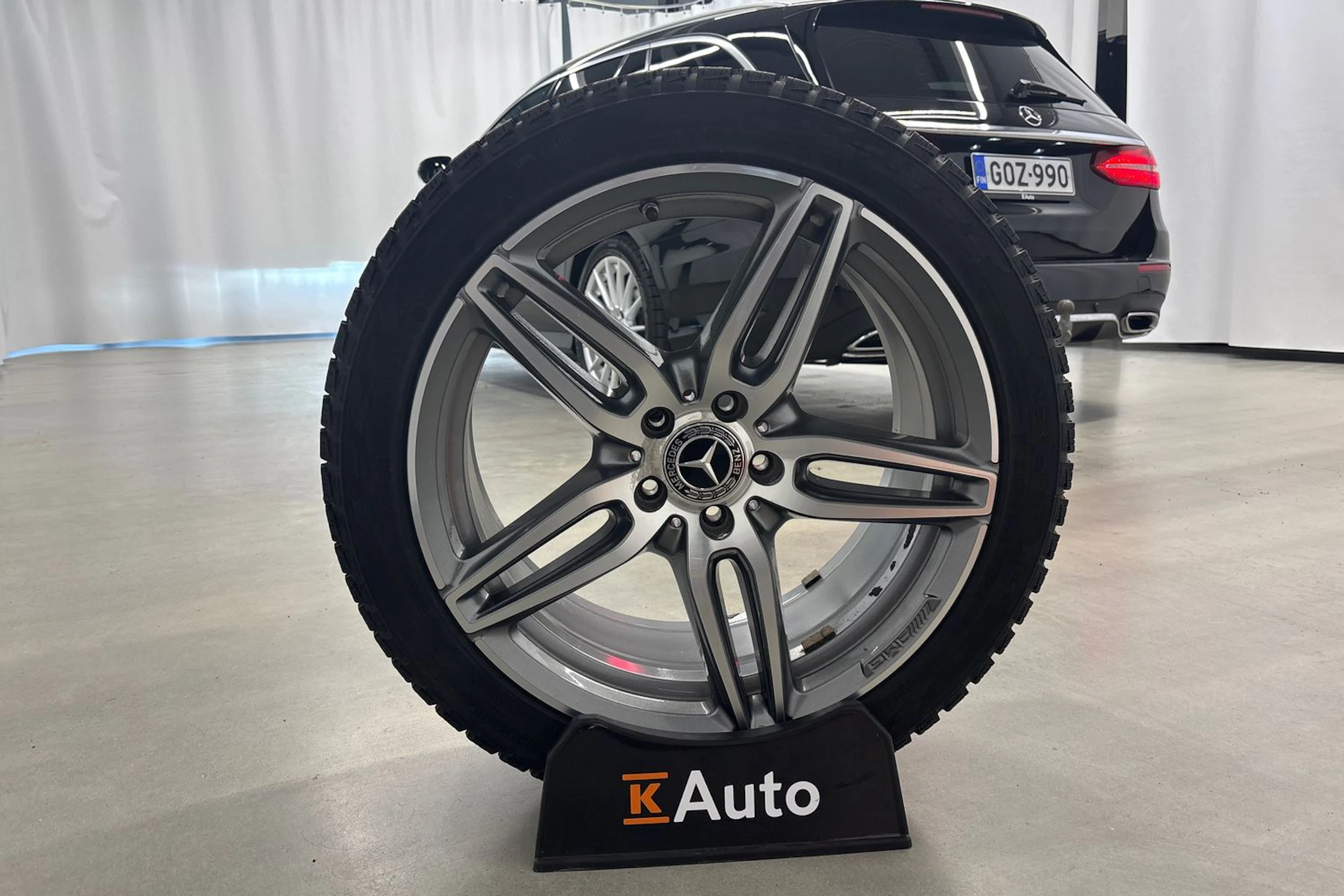 musta Mercedes-Benz E 2019 kuva 10.