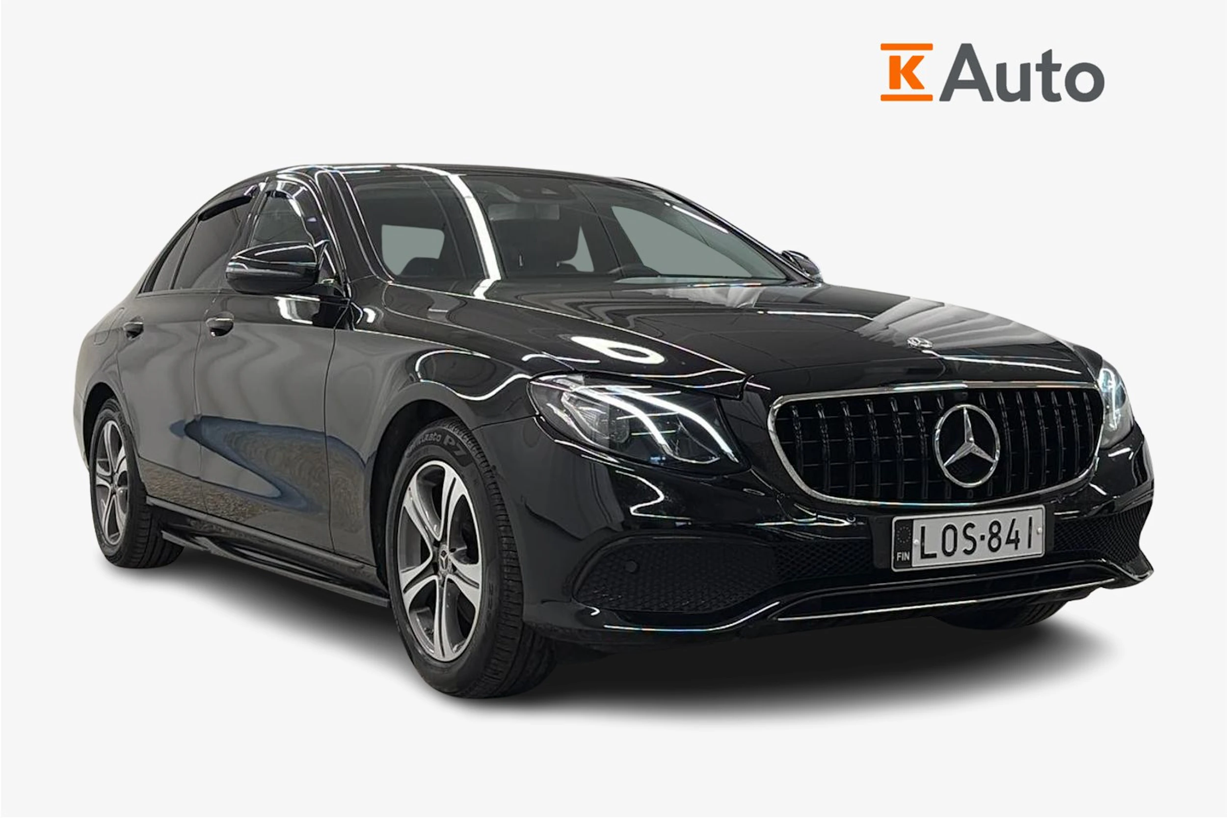 musta Mercedes-Benz E 2019 kuva 1.