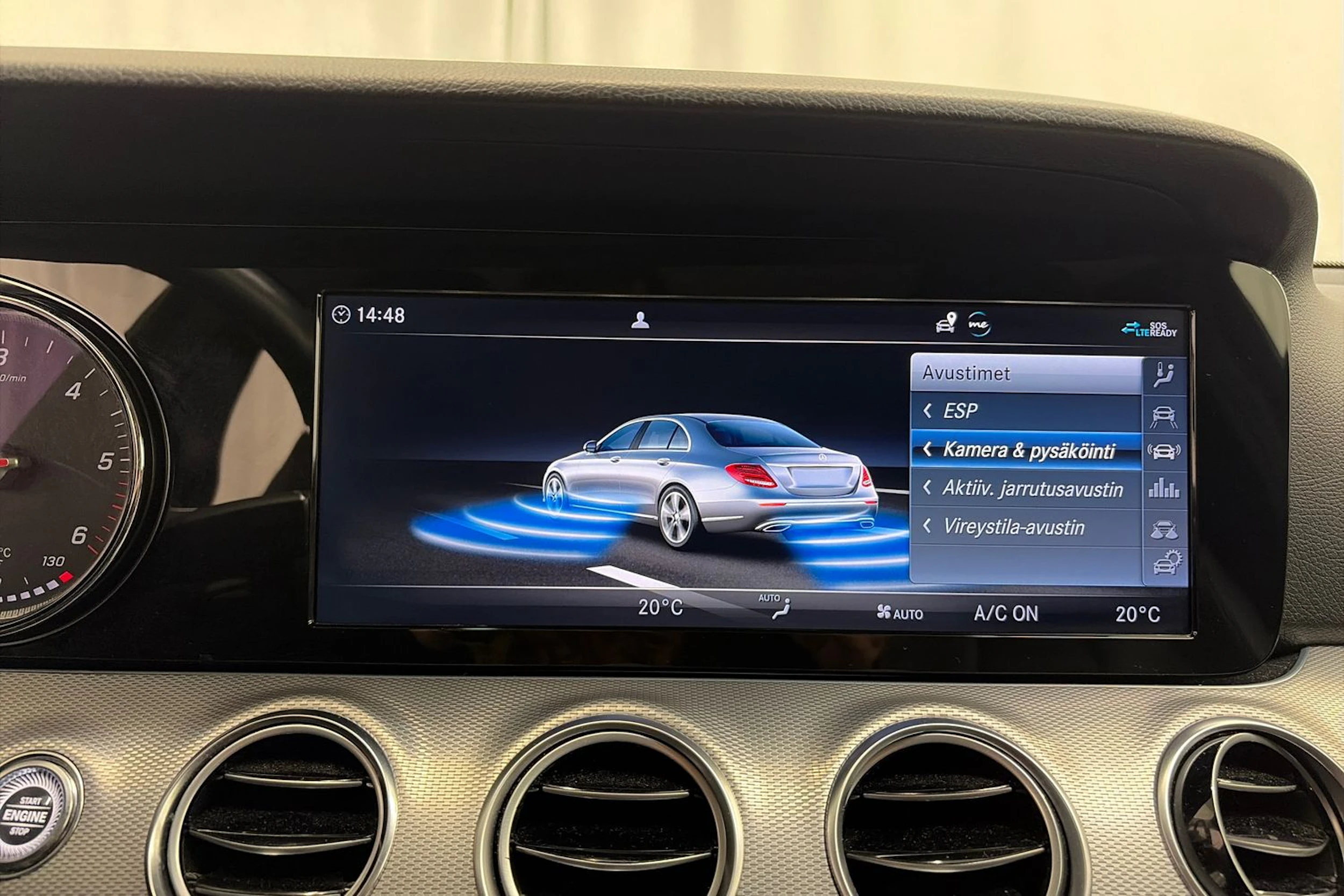 musta Mercedes-Benz E 2019 kuva 22.
