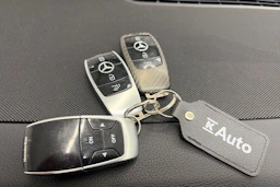 musta Mercedes-Benz E 2019 kuva 26.