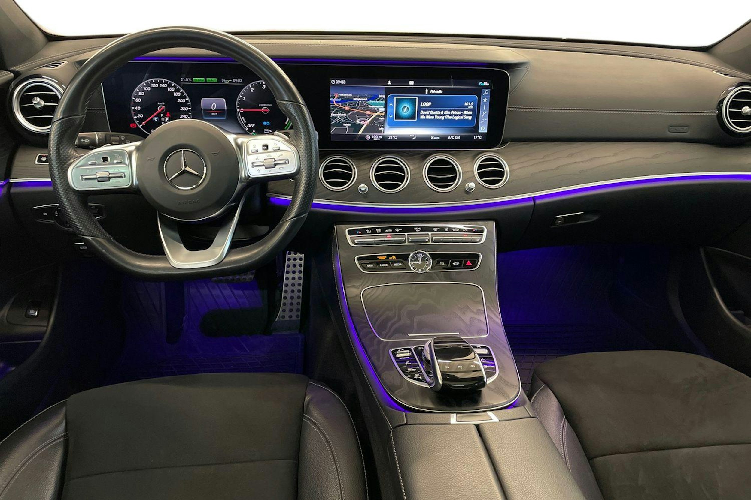 valkoinen Mercedes-Benz E 2019 kuva 9.